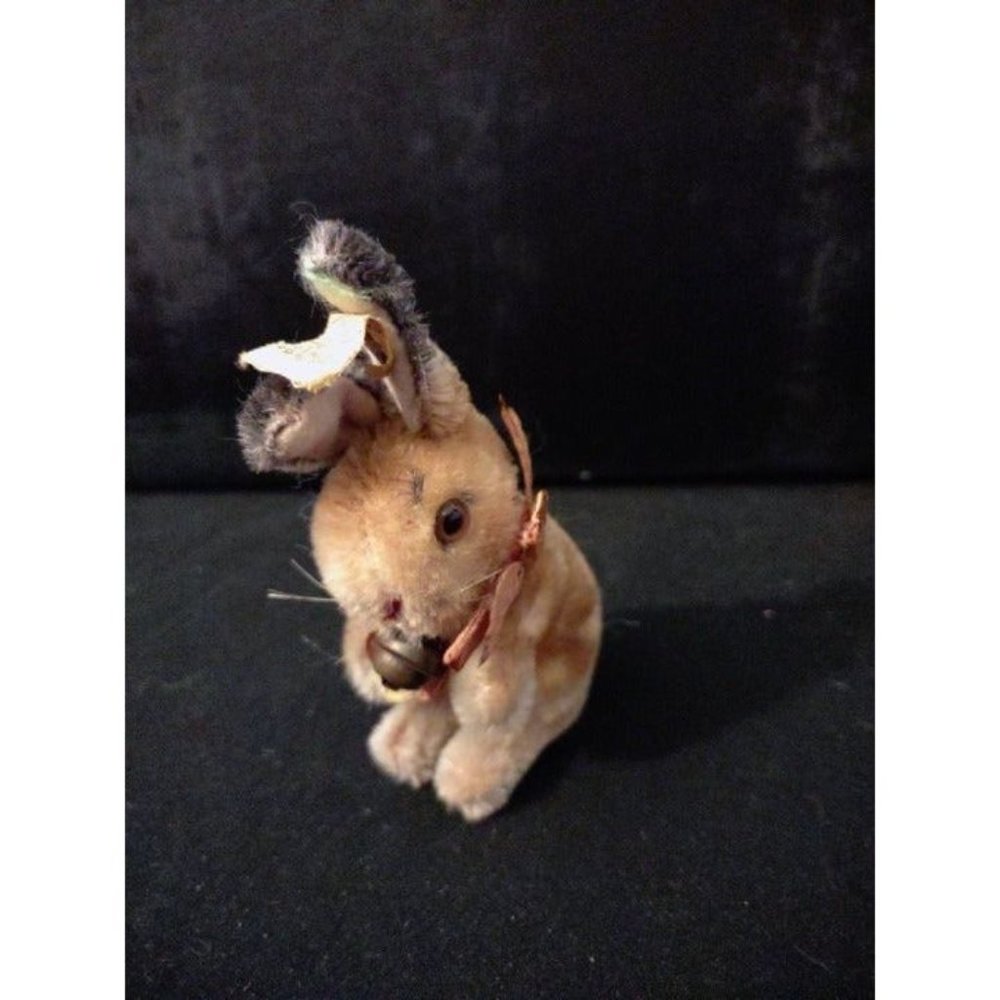 Steiff Manni Rabbit, Begging. 3020,10